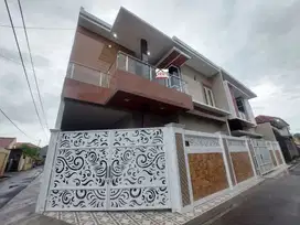 Jual rumah tengah kota solo dekat manahan mall