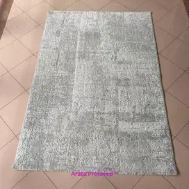 Karpet Abstrak Abu abu 160x230 Like New