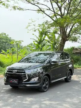 Toyota Kijang Innova Venturer Diesel Matic Low Km Pajak Panjang Record