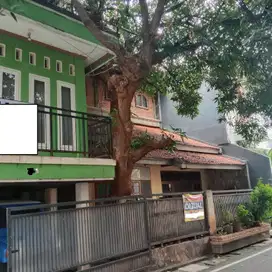 Rumah kostan  3 lantai Rawamangun Jakarta Timur