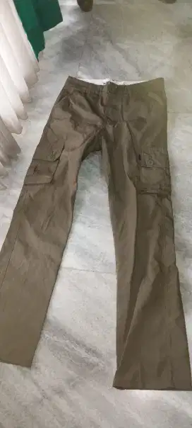 Celana kantong besar 29