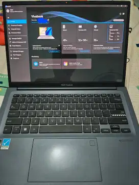 ASUS VIVOBOOK OLED 14X M1403QA