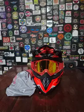 Helm cross jpx masih baru