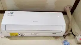 AC Gree 1/2 PK Tipe Terbaru M005