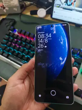 Poco F6 ram 12/512 pemakaian belum 3 bulan