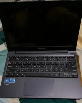 NOTEBOOK ASUS E203N4000