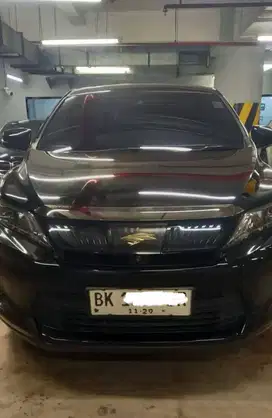 Di Jual Toyota harrier warna Hitam tahun 2014 A/T