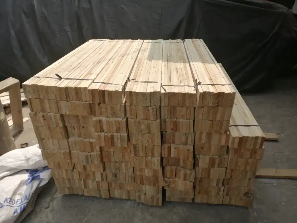 Kayu jati belanda ex Palet sudah serut 1.5x8x114cm