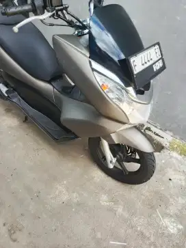 Honda PCX CBU thailand
