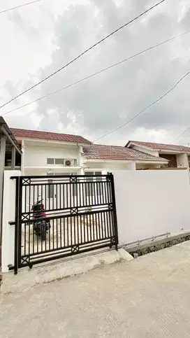 Over Kredit murah . Full renov , Bonus Ac , Bonus Kanopi