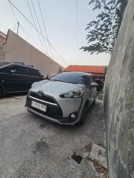 Toyota Sienta 2017 Bensin