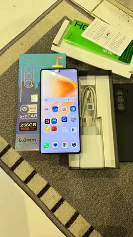 Dijual Infinix Hot 50 Pro Plus Curve Silver 5G 8/256GB Resmi Lengkap