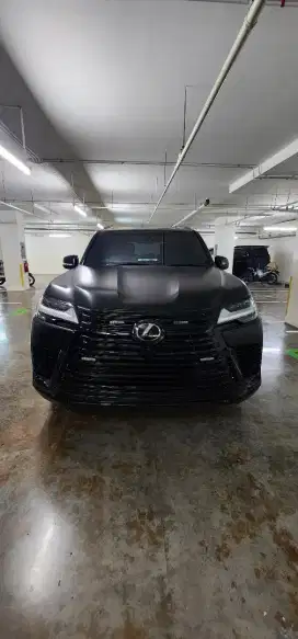 Lexus LX600 VIP 4 seater