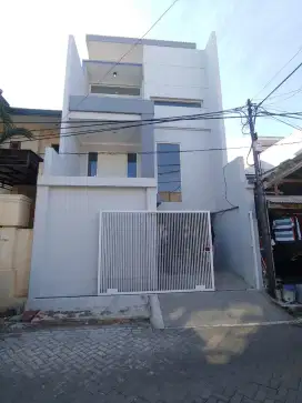Griya Asri, Pakuwon City