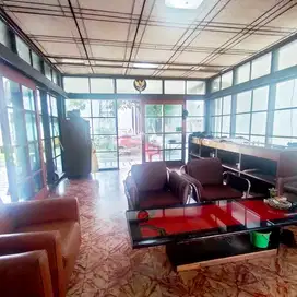 Hunian Luas, Siap Huni, Strategis Di Naripan, Pusat Kota Bandung,