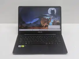 Di jual cepat ASUS UX430UNR Intel Core i7 8550 Ram 16 GB SSD 512 GB