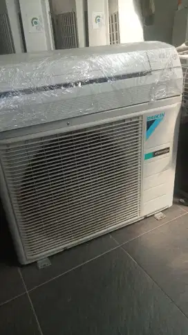 Ac Daikin Inverter  Thailand 1pk R410a +pasang Garansi