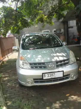 Nissan Grand Livina 1.5 XV Manual 2009