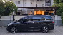 Odyssey Prestige 2016 Hitam