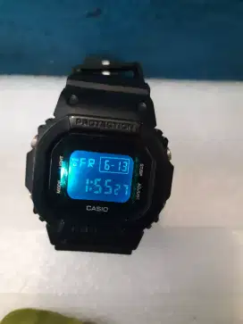Jam Tangan / watch pria casio dw 5600