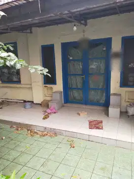 Dijual (Unfurnished) Rumah Hitung Tanah Jalan di Raden Saleh - Jakpus