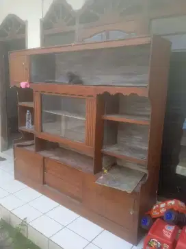 Lemari kayu jati