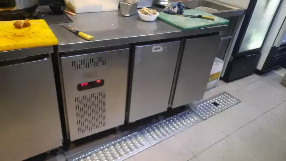 Perbaikan dan jual beli chiller