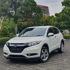 HONDA HRV E CVT 2017 PUTIH