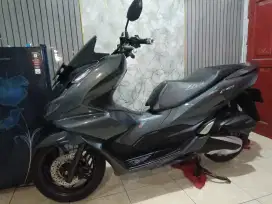 Honda PCX 160cc tahun 2021 lengkap full orisinil