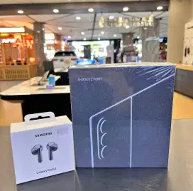 SAMSUNG ZFOLD 7 5G RAM 12 / 1TB FREE BUDS3+TA25W GARANSI RESMI 1TH