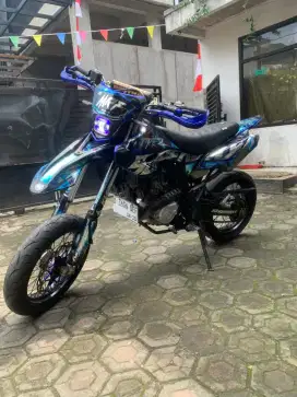 Supermoto yamaha wr155