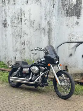 DYNA WIDE GLIDE 2013