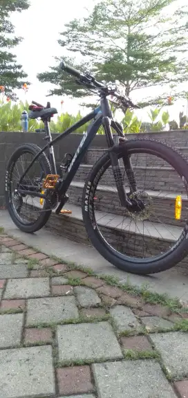 Sepeda MTB United Clovis 5.0