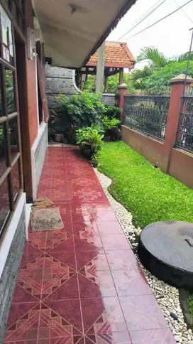 Dijual Rumah di Komplek Pharmindo Cimahi Selatan, Nyaman Strategis SHM