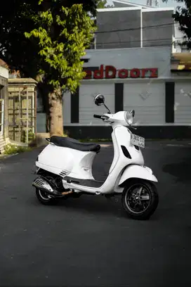 PIAGGIO VESPA LX 150 2VIE INJECTION 2012 MURAH BANGETTT BERGARANSIIIII