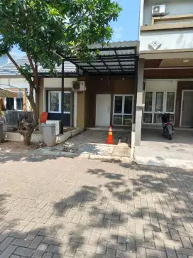 Dikontrakan / disewakan Rumah Familia Urban Cluster Gayatri Bekasi