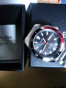 Alba jam tangan