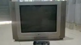 Tv LG 21 Inci layar datar masih mulus lengkap remote