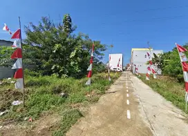 Tanah 90 meter kampus ums solo