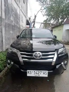 Fortuner srz 2019 metik