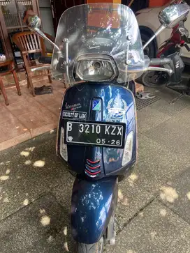 Dijual Vespa Sprint 2015