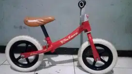 Dijual sepeda Tampa pedal anak masih bagus batangan aman tinggal pakai