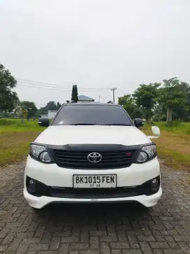 Toyota Fortuner G TRD A/T THN : 2013 Bensin