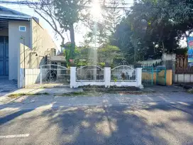 Disewakan rumah luas arae jalan wates dalam ringroad