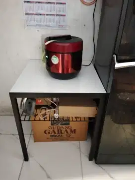 Jual meja makan besi