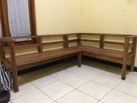 Kursi Sudut Kayu/Kursi L