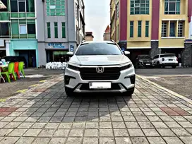 Honda BRV Prestige AT 2023 KM 5rb