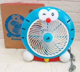 Kipas angin duduk karakter doraemon