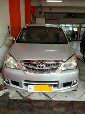 TOYOTA AVANZA 1.3 G AT 2010