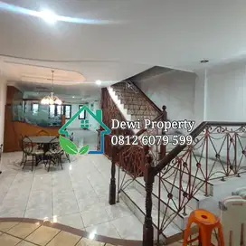 DIJUAL RUKO KOMP CEMARA ASRI JALAN BOULVARD UTAMA